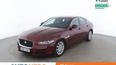 Röd Begagnad 2016 Jaguar XE Sedan | 182 000 kr (Lite dyr)