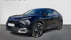 Svart Begagnad 2021 Citroën C4 Shine Halvkombi | 189 900 kr (Marknadspris)