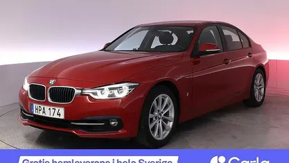 Röd Begagnad 2018 BMW 330e Sport Line Sedan | 184 990 kr