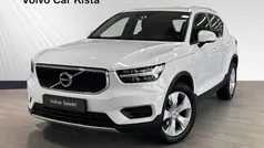 Vit Begagnad 2022 Volvo XC40 Momentum SUV | 299 900 kr (Marknadspris)