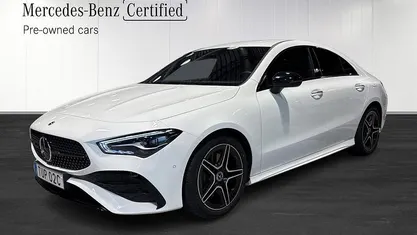 Begagnad Mercedes CLA200 Premium 163 HK (119 kW) 2024 Svart Sportkupé