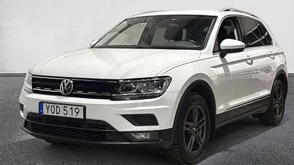 Vit Begagnad 2018 VW Tiguan SUV | 211 900 kr (Marknadspris)
