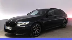 Svart Begagnad 2022 BMW 530e M Sport Kombi | 445 900 kr