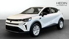 Vit (white) Ny 2025 Renault Captur Evolution SUV | 281 700 kr (Marknadspris)