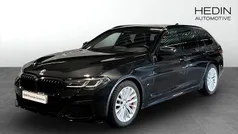 Svart Begagnad 2021 BMW 530 M Sport Kombi | 489 900 kr