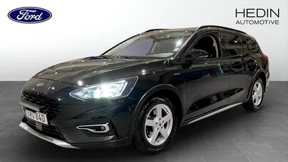 Svart Begagnad 2020 Ford Focus Active Kombi | 169 900 kr (Marknadspris)