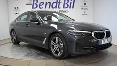 Grå Begagnad 2021 BMW 530e Sedan | 432 000 kr (Lite dyr)