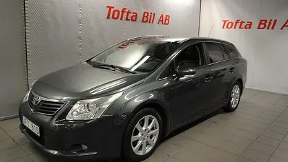 Grå Begagnad 2009 Toyota Avensis Business Edition Kombi | 99 000 kr (Dyr)