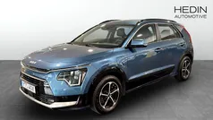 Blå metallic Begagnad 2022 Kia Niro SUV | 219 900 kr (Marknadspris)