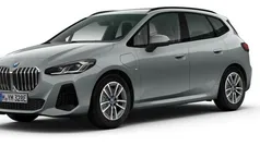 Ny 2024 BMW 230e Active Tourer Comfort Edition Minibuss | 479 700 kr (Marknadspris)