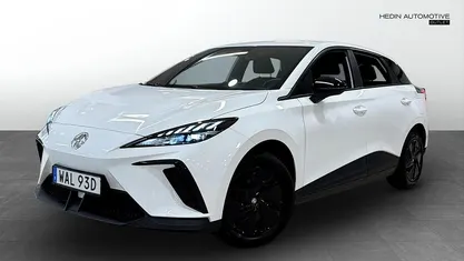 Vit (white) Begagnad 2023 MG MG4 EV Halvkombi | 214 900 kr (Superpris)
