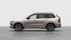 Ljusgrå (grå) Ny 2025 Volvo XC90 Ultra SUV | 999 000 kr (Marknadspris)