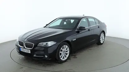 Svart Begagnad 2014 BMW 520 Sedan | 149 000 kr (Marknadspris)