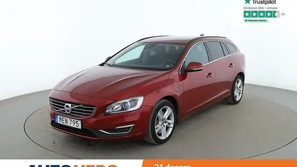 Röd Begagnad 2016 Volvo V60 Momentum Kombi | 187 000 kr (Marknadspris)