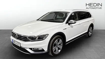 Vit Begagnad 2016 VW Passat Alltrack Kombi | 189 900 kr (Marknadspris)