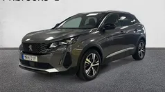 Grå Begagnad 2024 Peugeot 3008 GT SUV | 269 800 kr (Marknadspris)