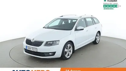 Vit Begagnad 2016 Skoda Octavia Style Kombi | 127 000 kr (Bra pris)