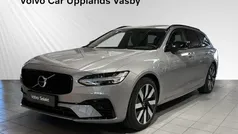 Grå Begagnad 2024 Volvo V90 Plus Kombi | 534 900 kr (Marknadspris)