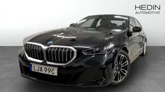 Svart (black) Begagnad 2025 BMW 530e M Sport Sedan | 598 700 kr (Superpris)