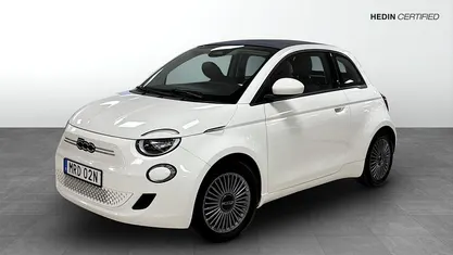 Vit Begagnad 2022 Fiat 500e Icon Halvkombi | 179 900 kr (Marknadspris)