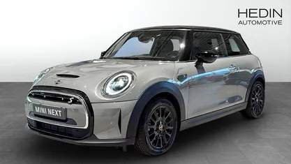 Grå Begagnad 2022 Mini Cooper SE Halvkombi | 198 700 kr (Marknadspris)