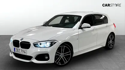 Begagnad 2018 BMW 118 Shadowline Halvkombi | 169 900 kr (Superpris)