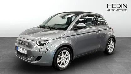 Grå Begagnad 2022 Fiat 500e Icon Halvkombi | 179 900 kr (Marknadspris)