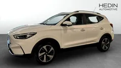 Vit (white) Begagnad 2022 MG ZS Luxury Sedan | 249 900 kr (Superpris)