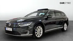 Grå Begagnad 2018 VW Passat GTE Kombi | 159 900 kr (Bra pris)