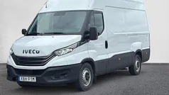 Begagnad 2022 Iveco Daily Van | 289 900 kr (Marknadspris)