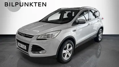 Begagnad Ford Kuga Titanium 150 HK (110 kW) 2015 Silvermetallic SUV