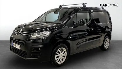 Begagnad Citroën Berlingo 102 HK (75 kW) 2022 Svart Minibuss