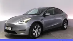 Grå Begagnad 2023 Tesla Model Y Long Range AWD SUV | 479 900 kr (Marknadspris)