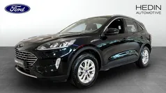 Svart (black) Begagnad 2022 Ford Kuga Titanium SUV | 259 900 kr (Marknadspris)