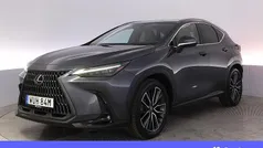 Grå Begagnad 2023 Lexus NX450h+ Luxury Line SUV | 528 900 kr (Bra pris)
