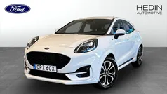 Vit (white) Begagnad 2024 Ford Puma ST-Line Halvkombi | 254 900 kr (Bra pris)