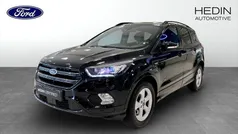 Svart (black) Begagnad 2019 Ford Kuga SUV | 209 900 kr (Marknadspris)