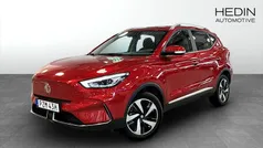 Röd (red) Begagnad 2022 MG ZS Comfort Sedan | 249 900 kr (Bra pris)