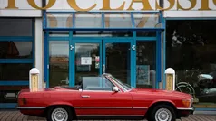 Röd Begagnad 1985 Mercedes SL280 Cab | 275 000 kr