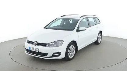 Vit Begagnad 2014 VW Golf VII Kombi | 90 000 kr (Marknadspris)