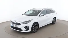 Vit Begagnad 2020 Kia Ceed Kombi | 206 000 kr (Marknadspris)