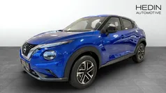 Blå Ny 2024 Nissan Juke N-Connecta SUV | 274 000 kr (Marknadspris)