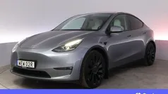 Grå Begagnad 2024 Tesla Model Y Performance SUV | 494 900 kr (Marknadspris)