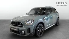 Grön (green) Begagnad 2022 Mini Countryman SUV | 344 700 kr (Marknadspris)