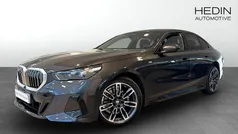 Begagnad 2025 BMW 520 M Sport Sedan | 558 700 kr (Bra pris)
