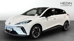 Begagnad 2022 MG MG4 EV Luxury Halvkombi | 249 900 kr (Marknadspris)