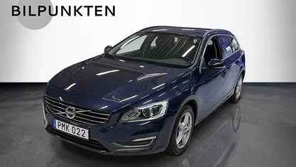 Blåmetallic Begagnad 2014 Volvo V60 Business Edition Kombi | 129 900 kr (Marknadspris)