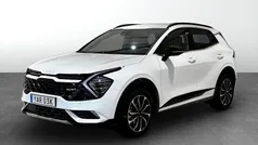 Vit Begagnad 2024 Kia Sportage GT-Line SUV | 469 900 kr (Marknadspris)