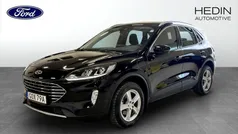 Svart (black) Begagnad 2022 Ford Kuga Titanium SUV | 269 000 kr (Marknadspris)