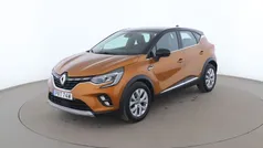 Orange Begagnad 2020 Renault Captur Intens SUV | 212 000 kr (Marknadspris)